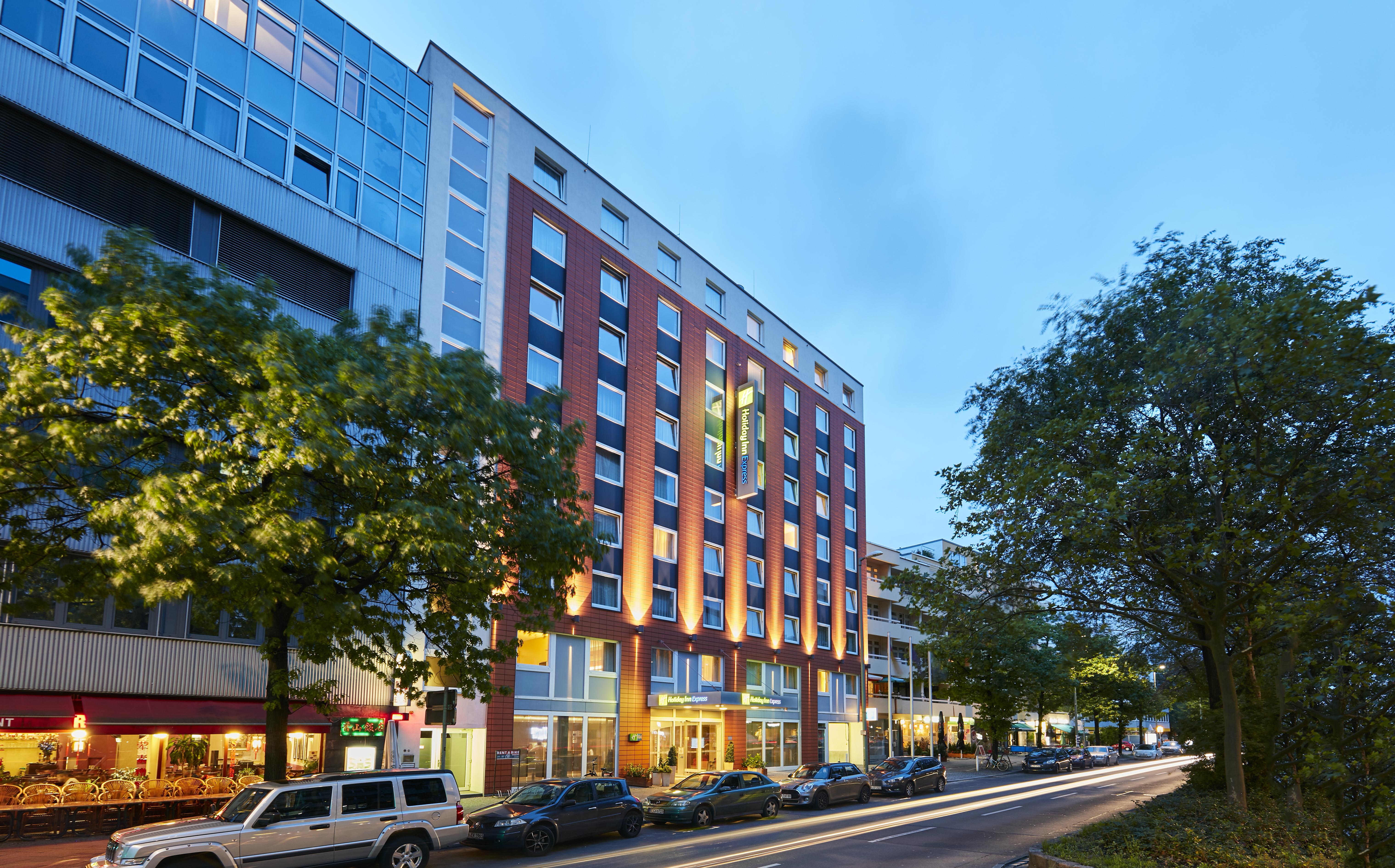 Holiday Inn Express Berlin City Centre West — Photos 2